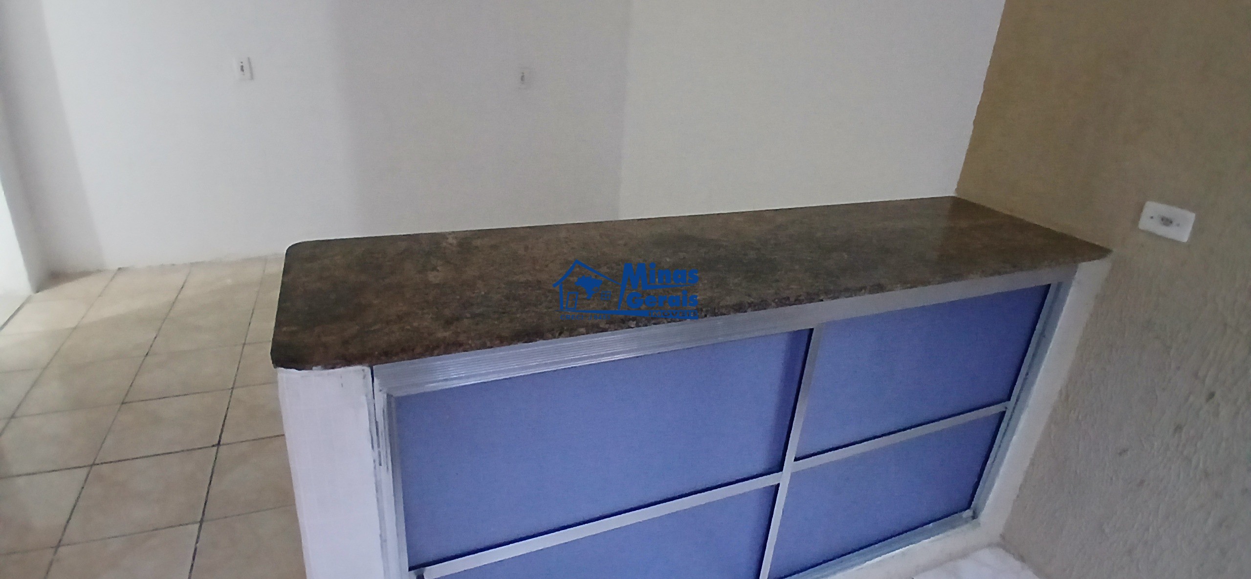 Casa para alugar com 1 quarto, 30m² - Foto 4