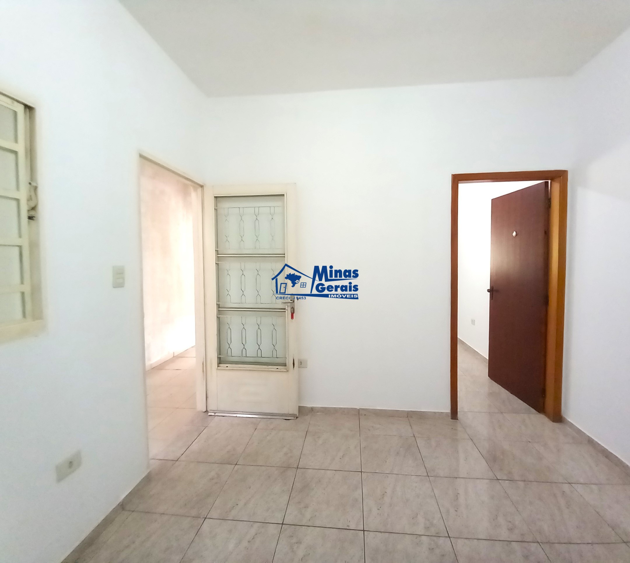 Casa à venda com 2 quartos, 125m² - Foto 5