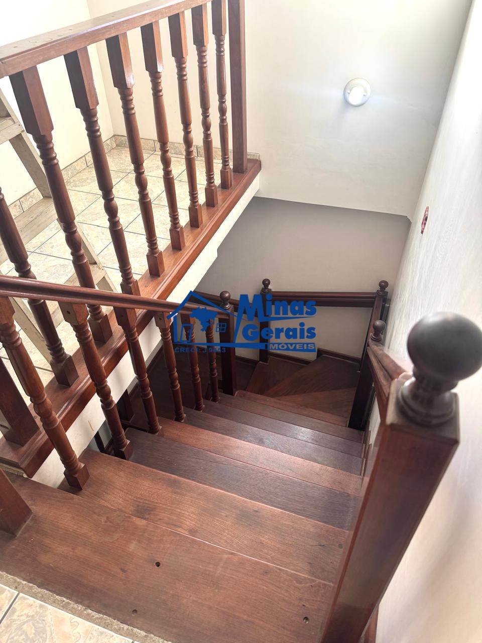 Casa à venda com 4 quartos, 239m² - Foto 8