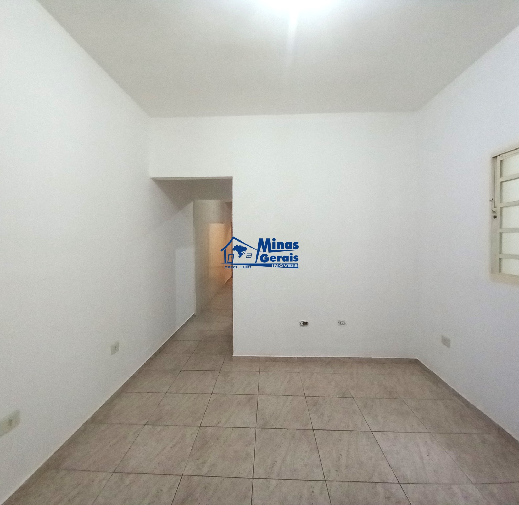 Casa à venda com 2 quartos, 125m² - Foto 4