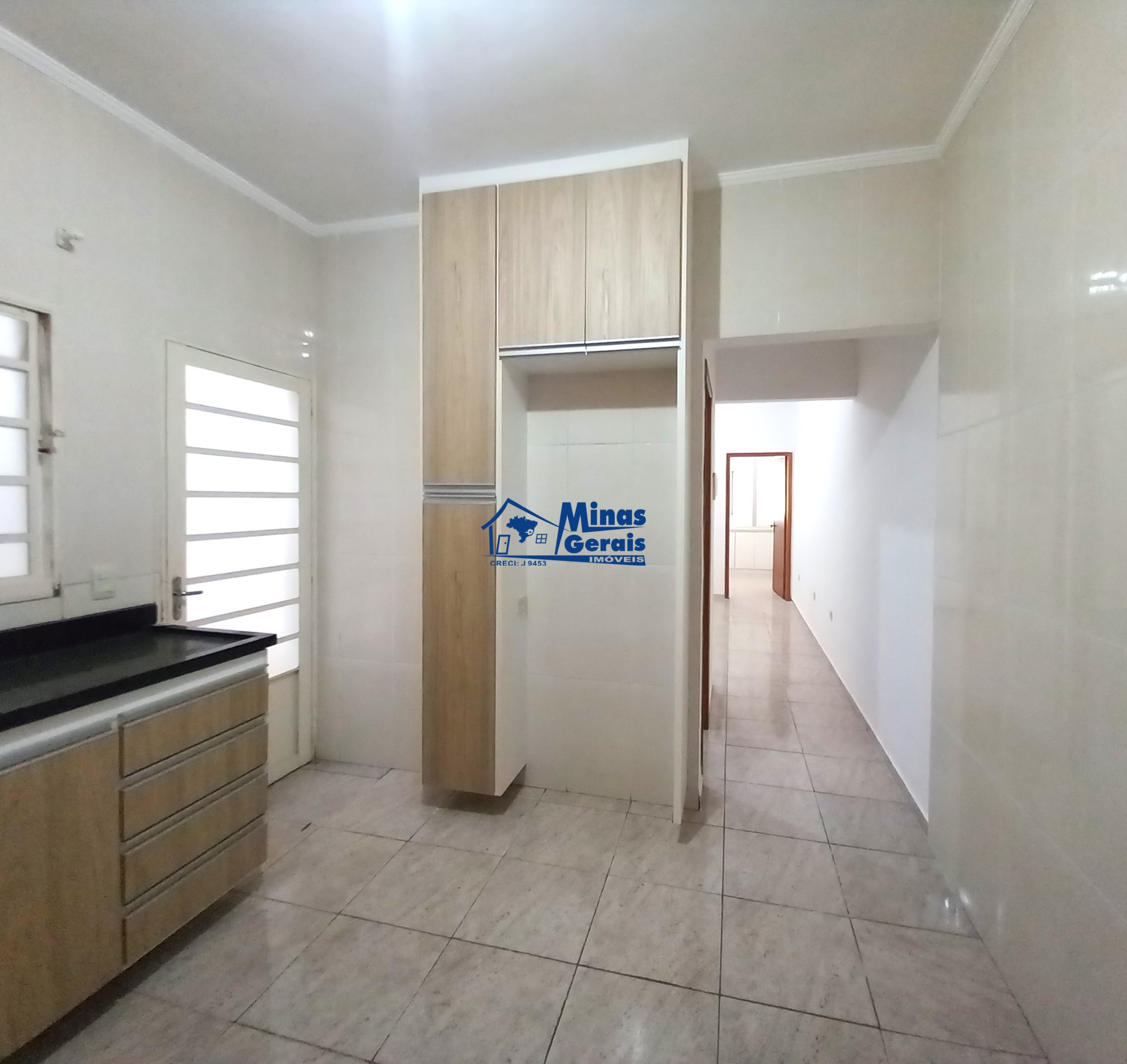 Casa à venda com 2 quartos, 125m² - Foto 8