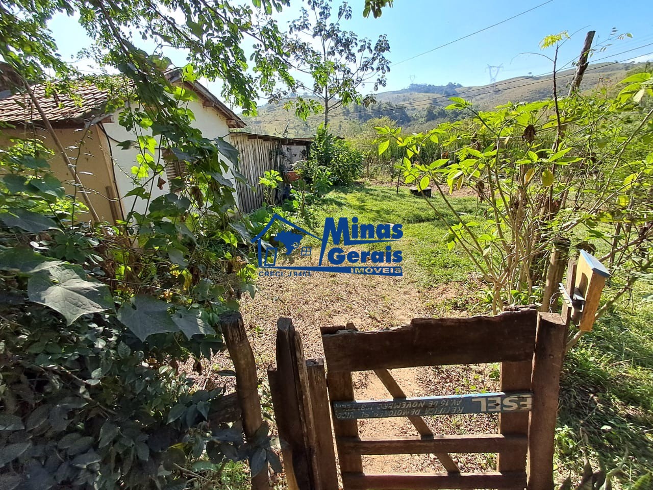 Chácara à venda com 2 quartos, 14900m² - Foto 4