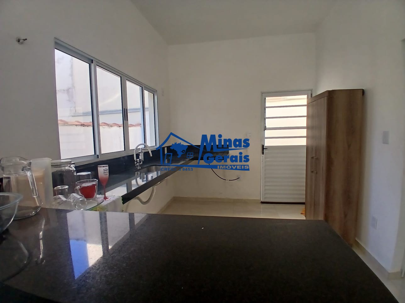 Casa para alugar com 1 quarto, 60m² - Foto 4