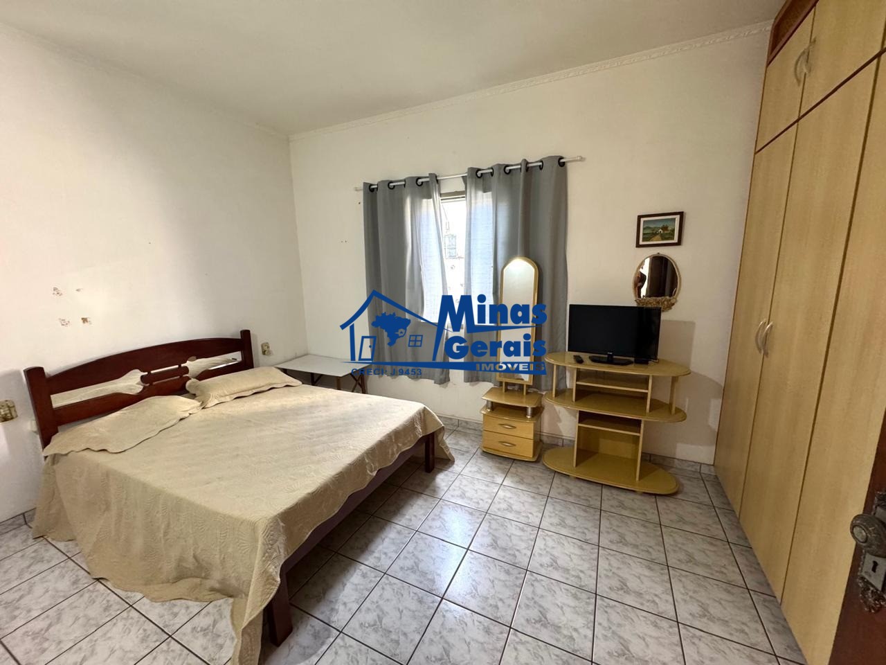 Casa à venda com 4 quartos, 239m² - Foto 10