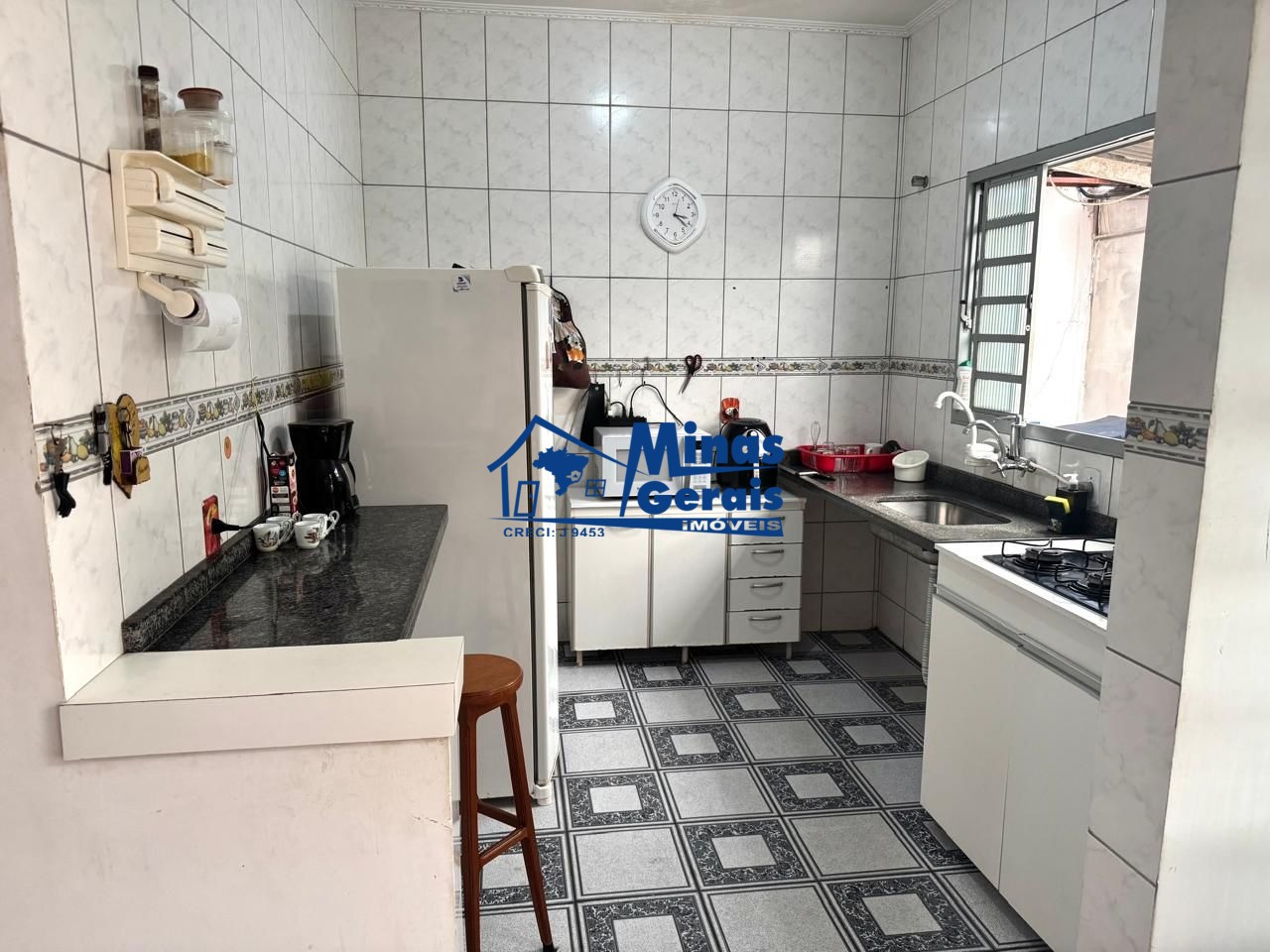 Casa à venda com 4 quartos, 239m² - Foto 12