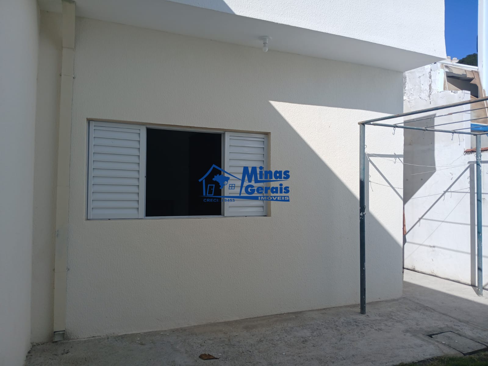 Casa para alugar com 1 quarto, 60m² - Foto 2