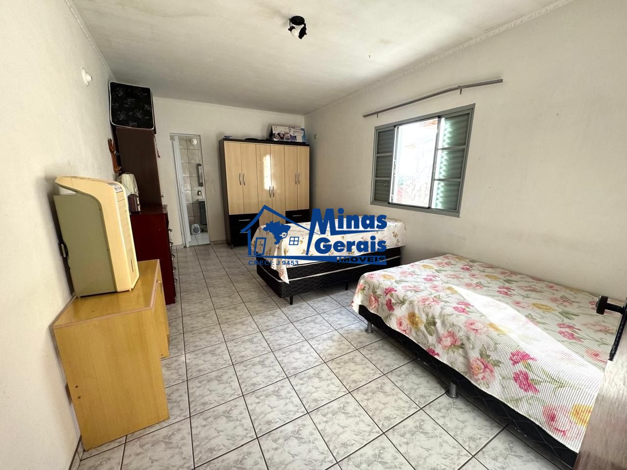 Casa à venda com 4 quartos, 239m² - Foto 16