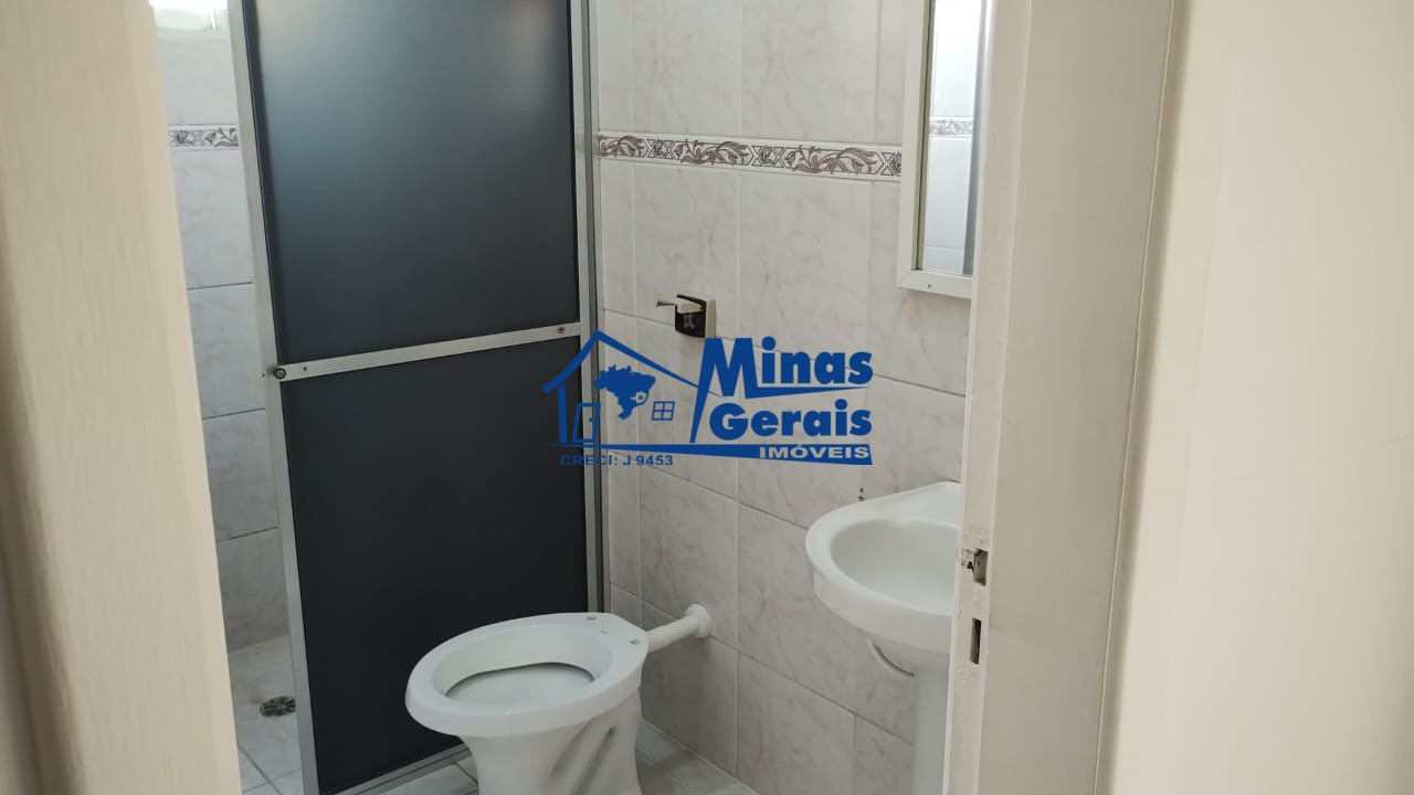 Casa para alugar com 2 quartos, 65m² - Foto 16