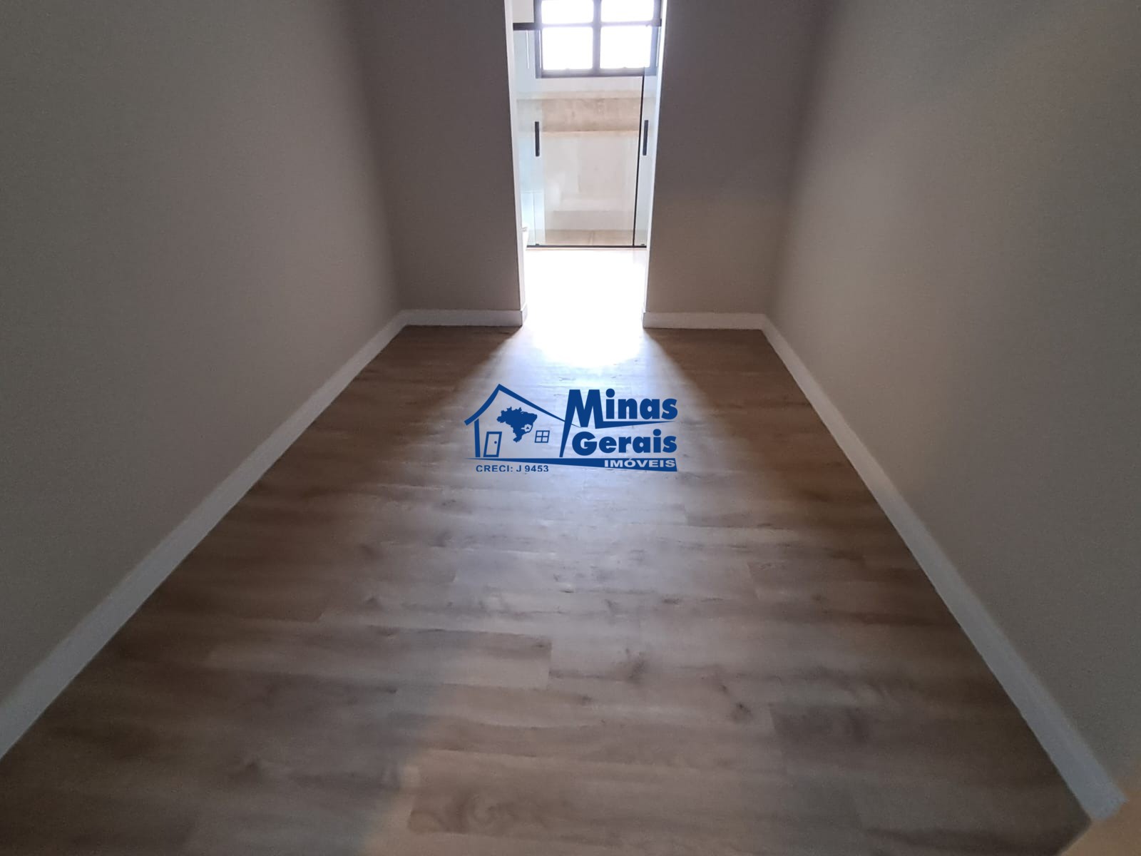 Casa de Condomínio à venda com 4 quartos, 250m² - Foto 11