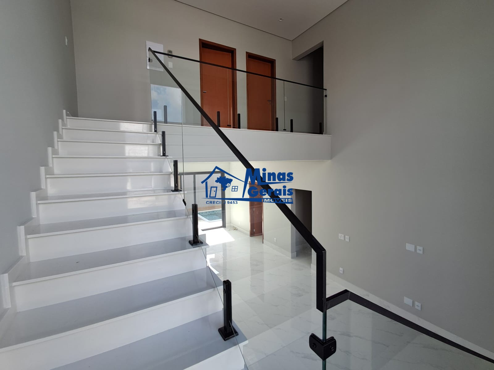 Casa de Condomínio à venda com 4 quartos, 250m² - Foto 8