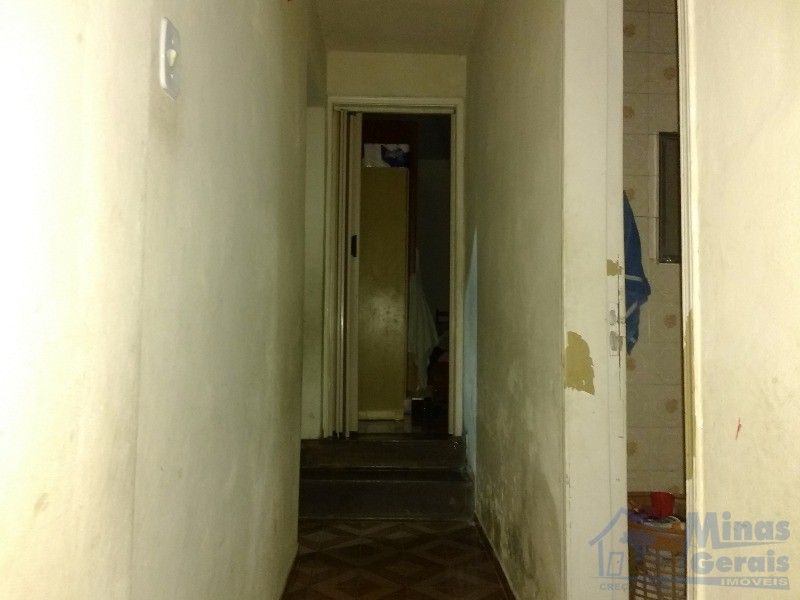 Casa à venda com 3 quartos, 102m² - Foto 5