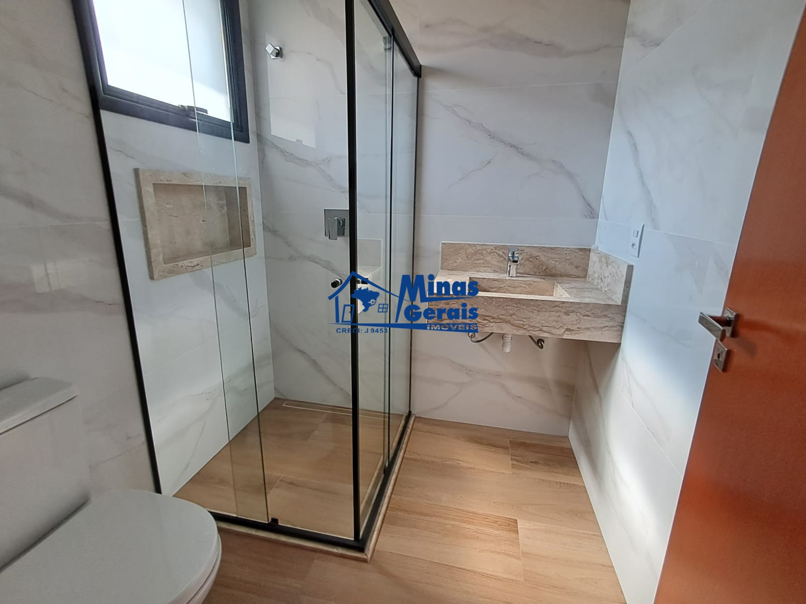 Casa de Condomínio à venda com 4 quartos, 250m² - Foto 17