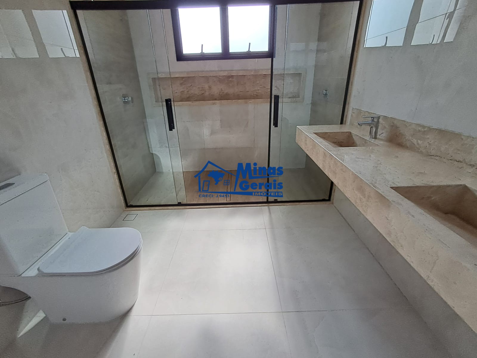 Casa de Condomínio à venda com 4 quartos, 250m² - Foto 15