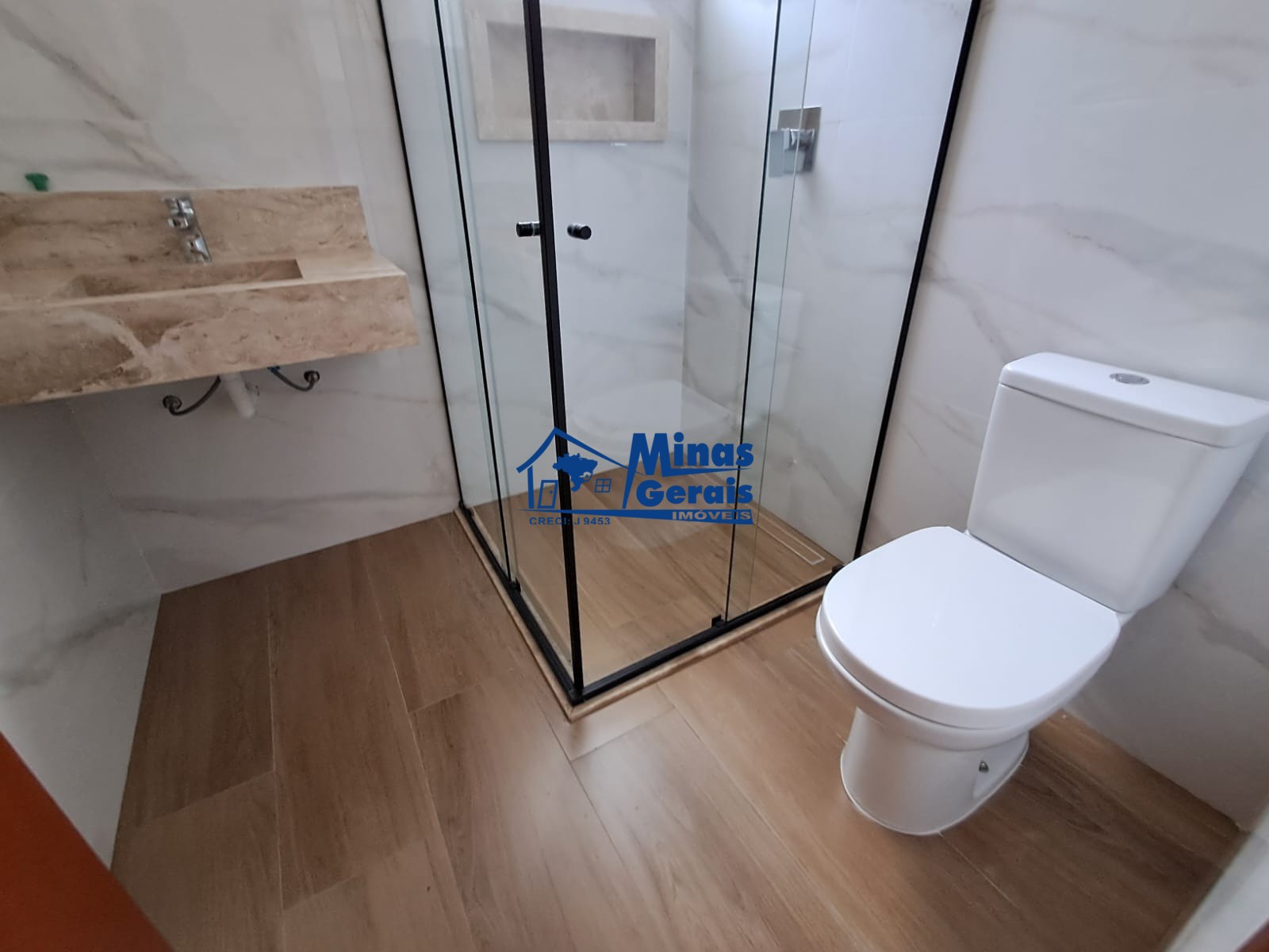 Casa de Condomínio à venda com 4 quartos, 250m² - Foto 18