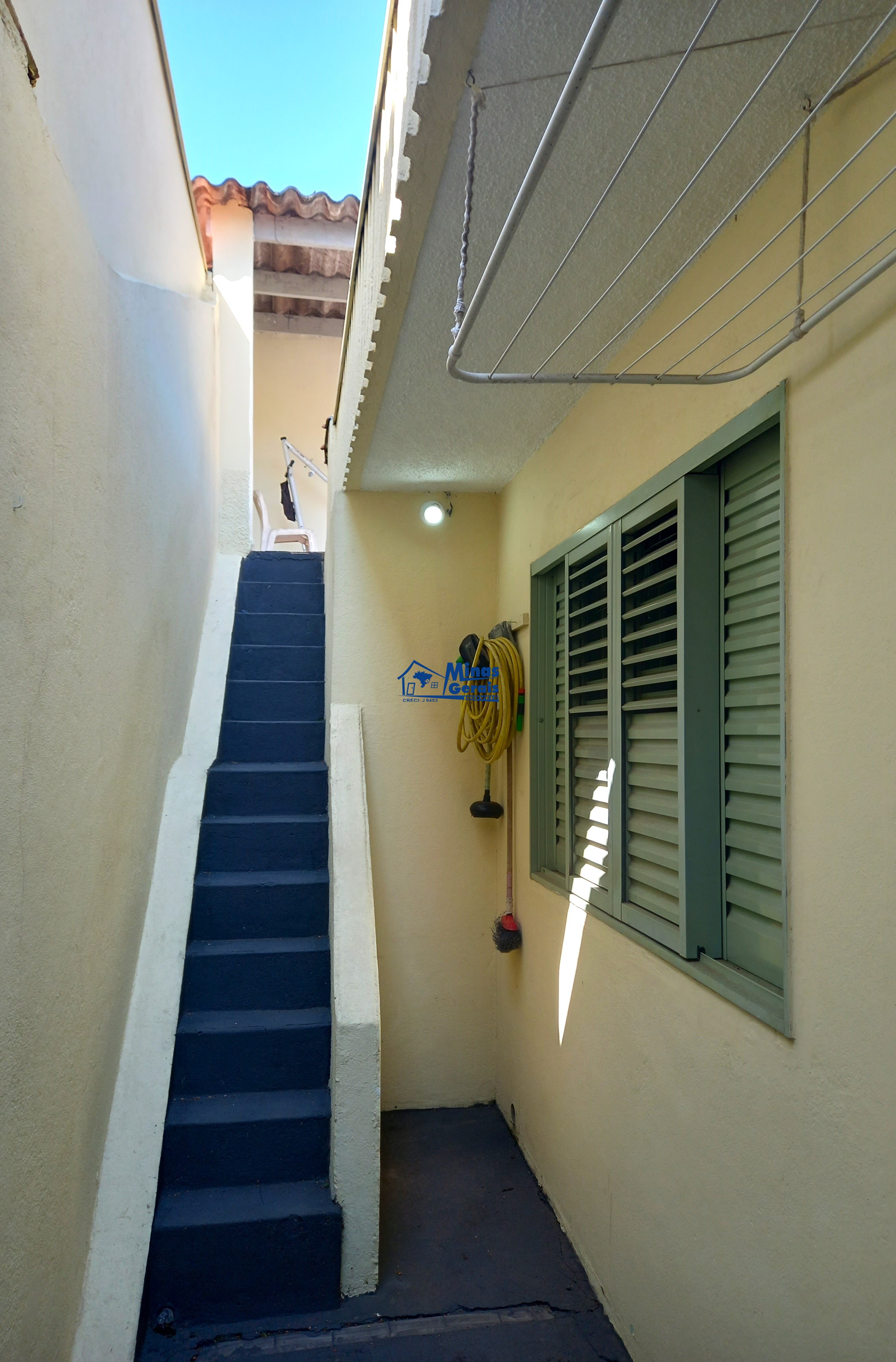 Casa à venda e aluguel com 3 quartos, 179m² - Foto 25