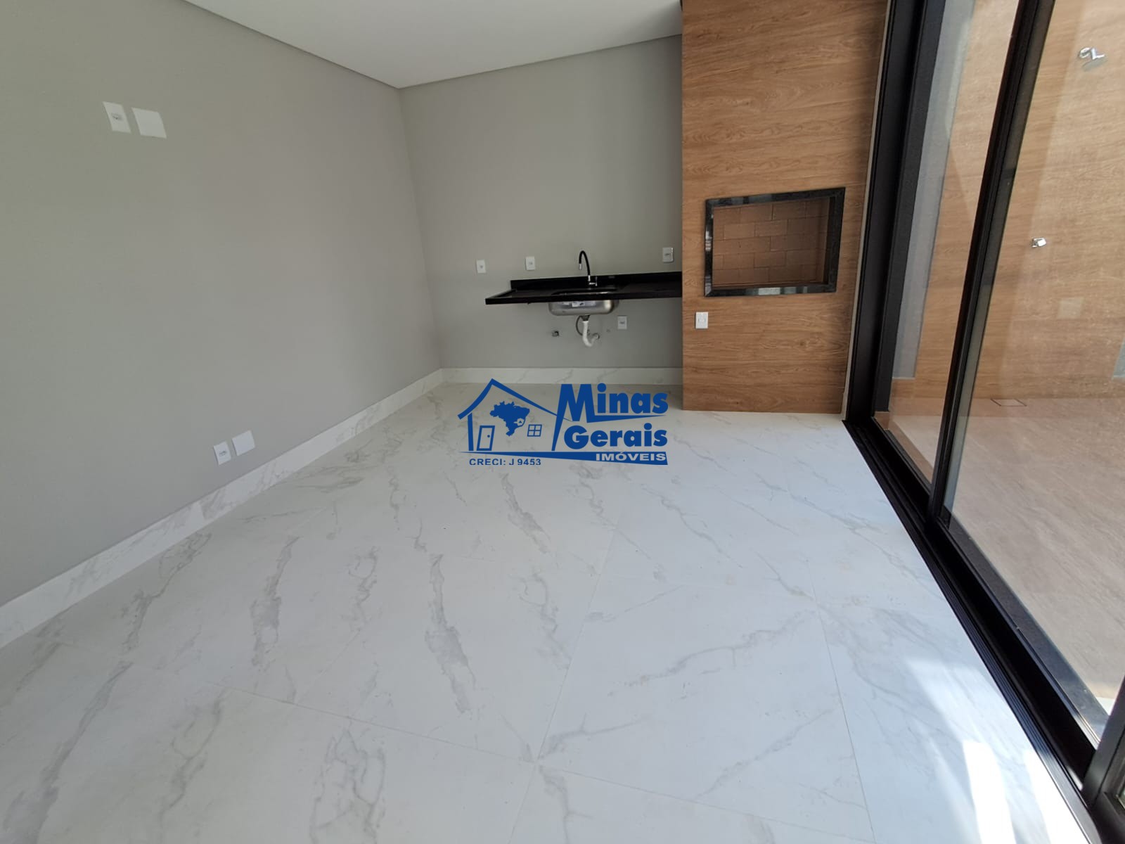 Casa de Condomínio à venda com 4 quartos, 250m² - Foto 22