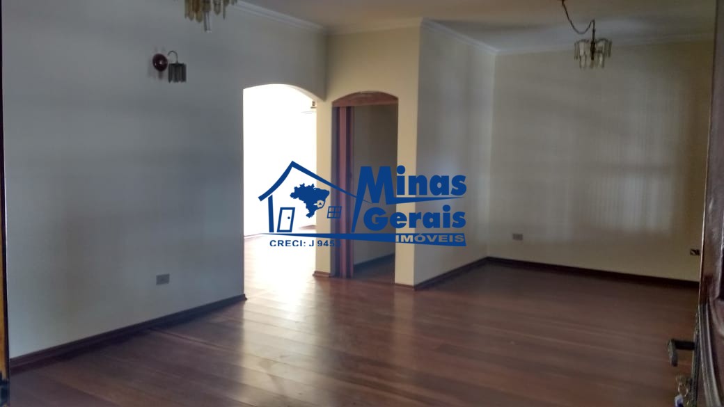 Casa, 3 quartos, 195 m² - Foto 2