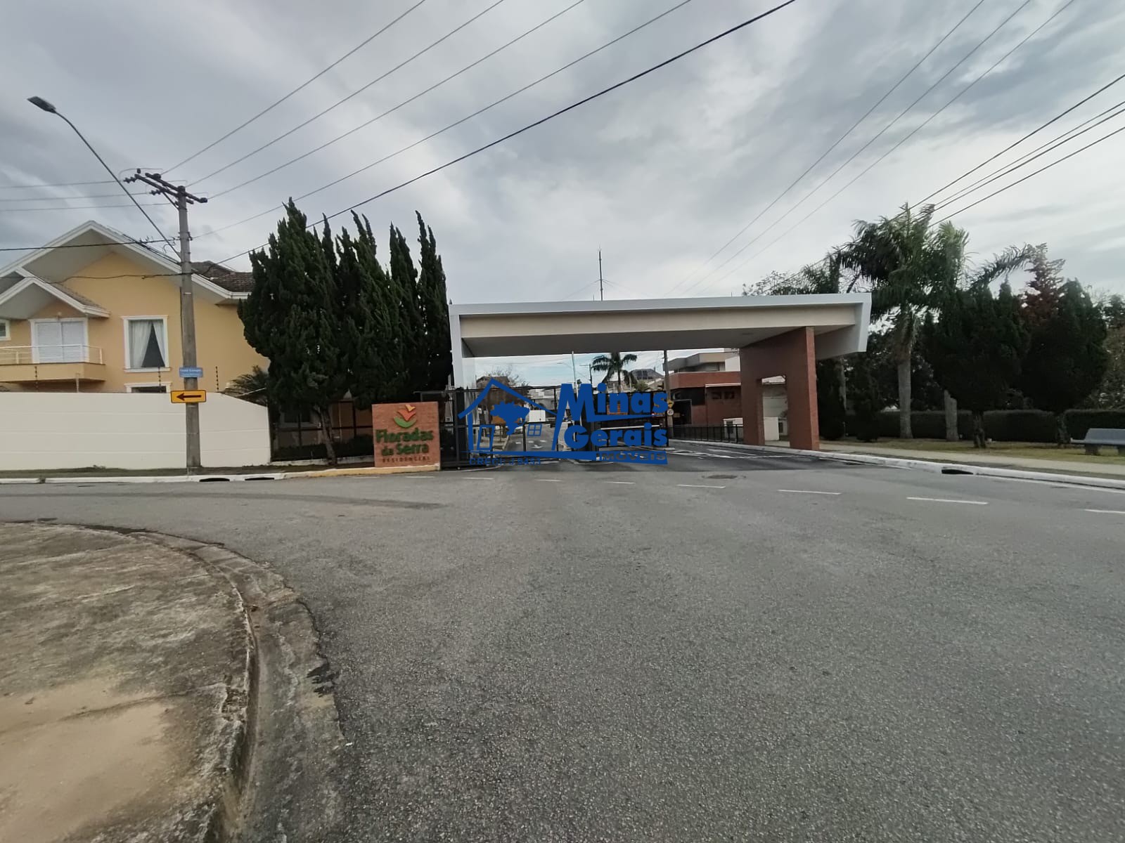 Terreno, 329 m² - Foto 1