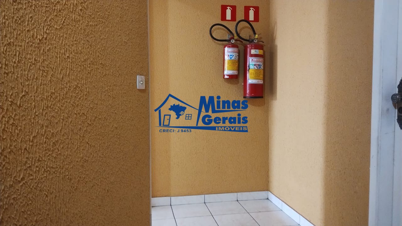 Casa para alugar com 2 quartos, 65m² - Foto 18