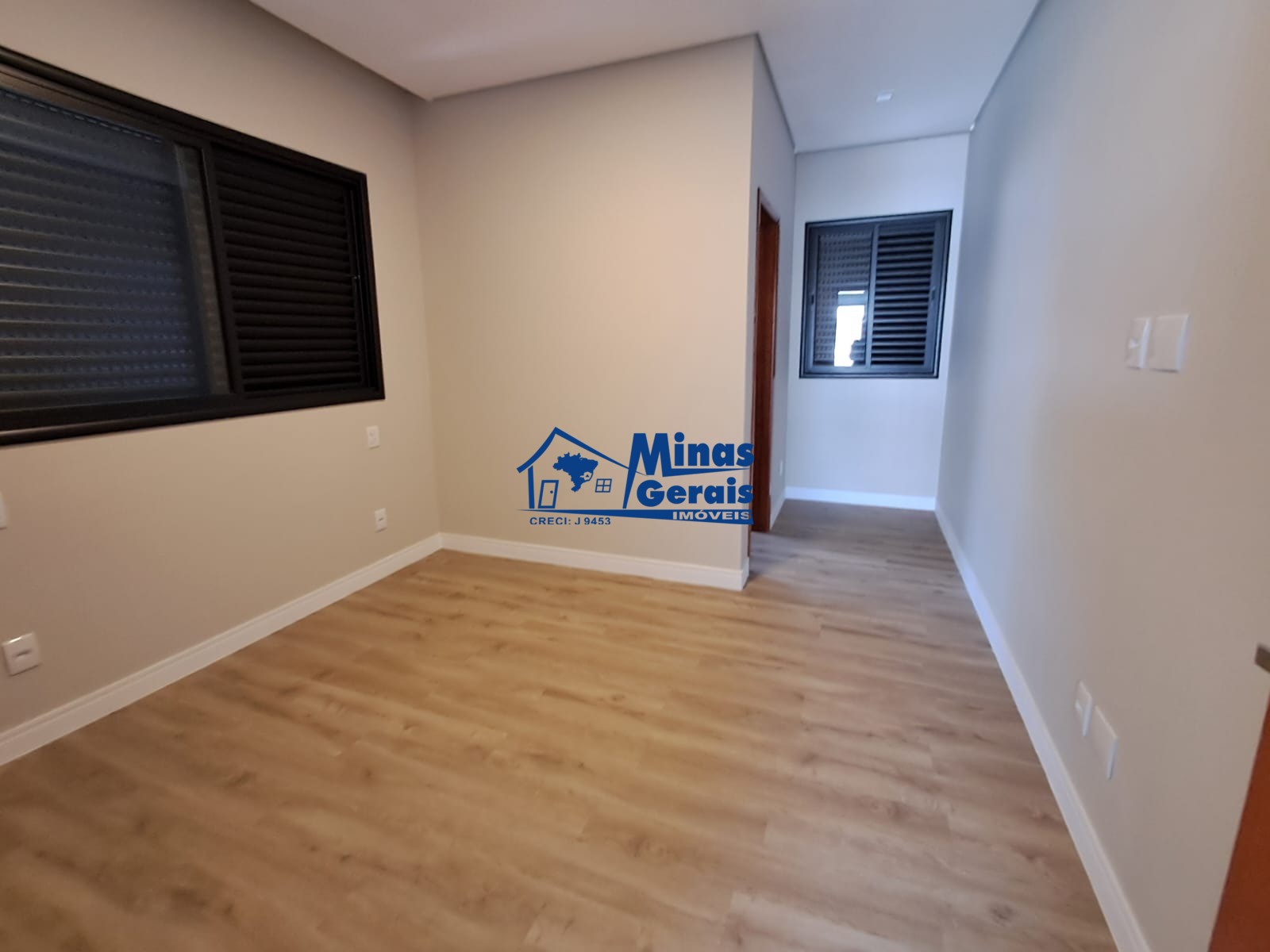 Casa de Condomínio à venda com 4 quartos, 250m² - Foto 14