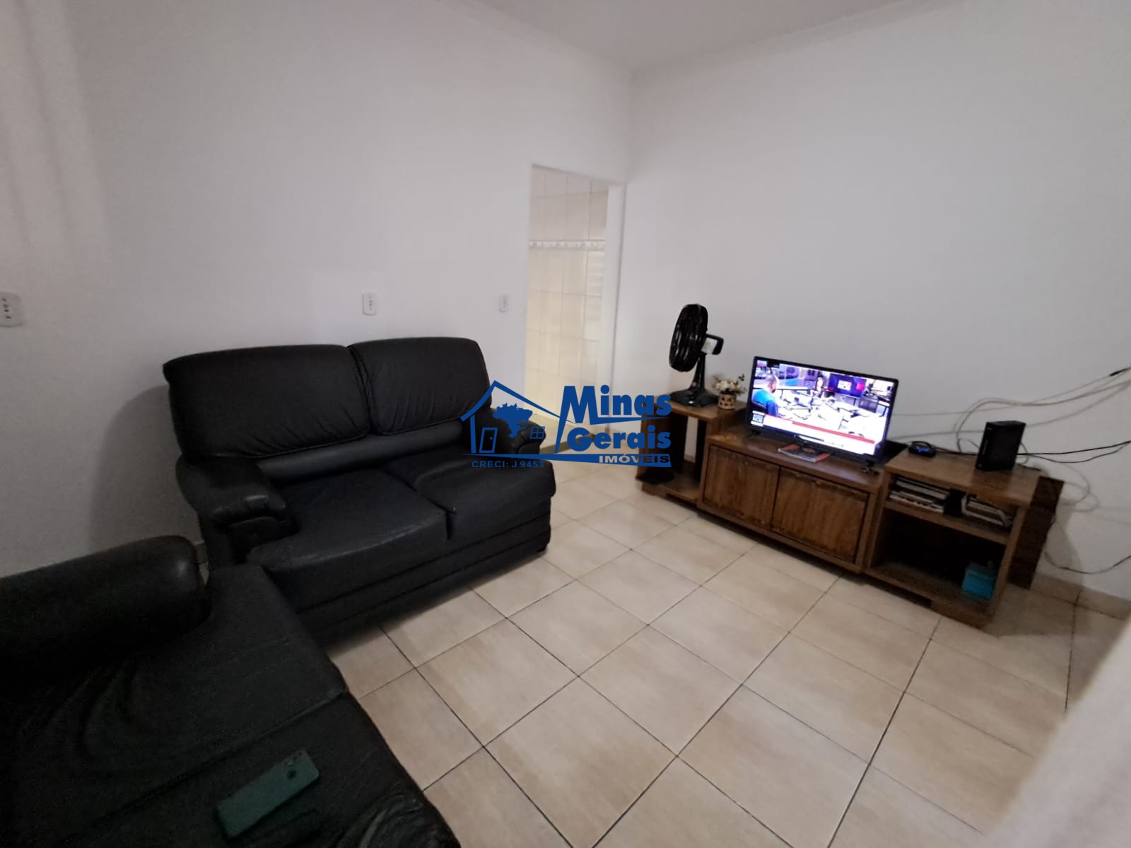 Casa à venda com 3 quartos, 146m² - Foto 3