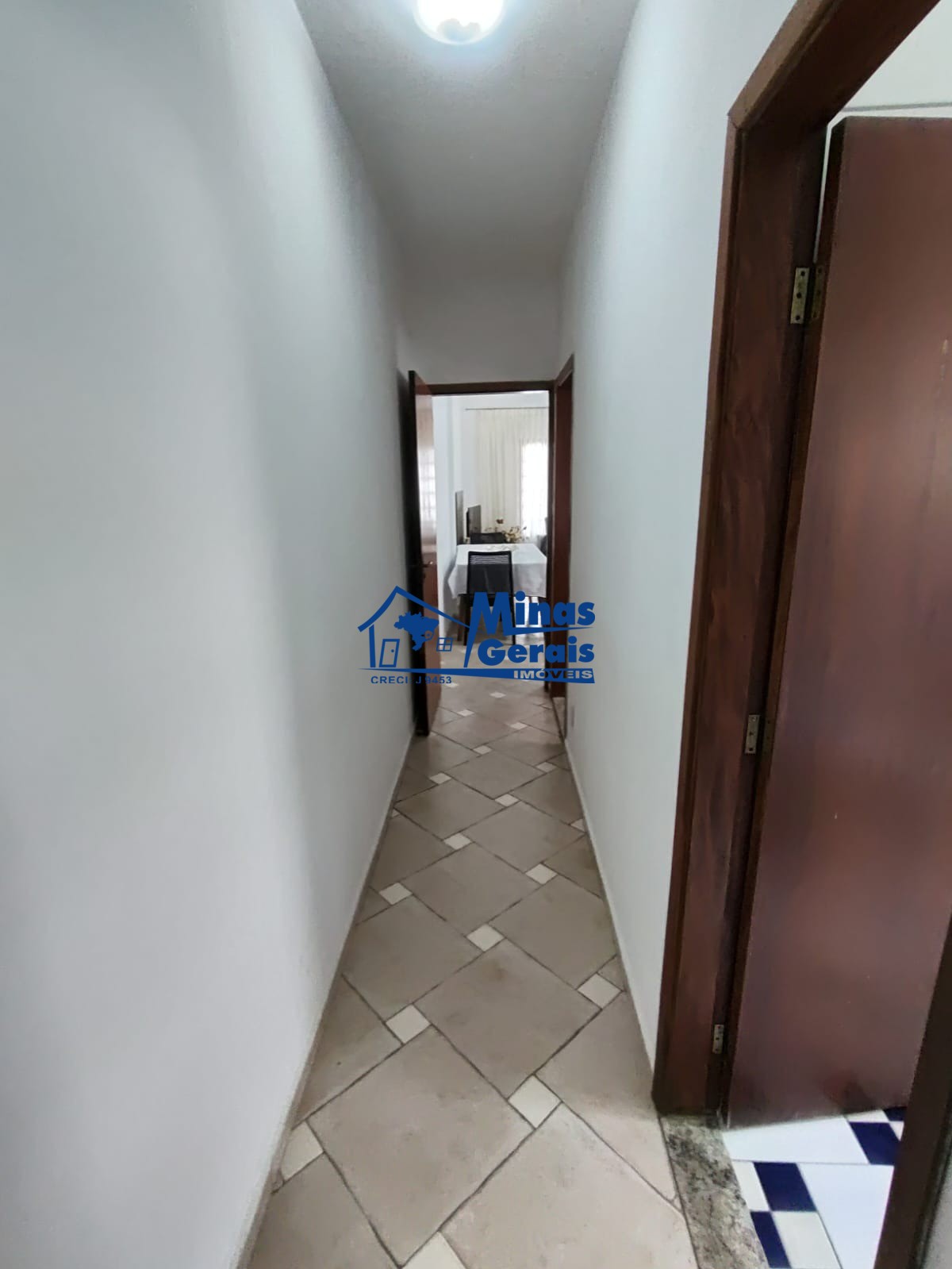 Casa à venda com 4 quartos, 199m² - Foto 15