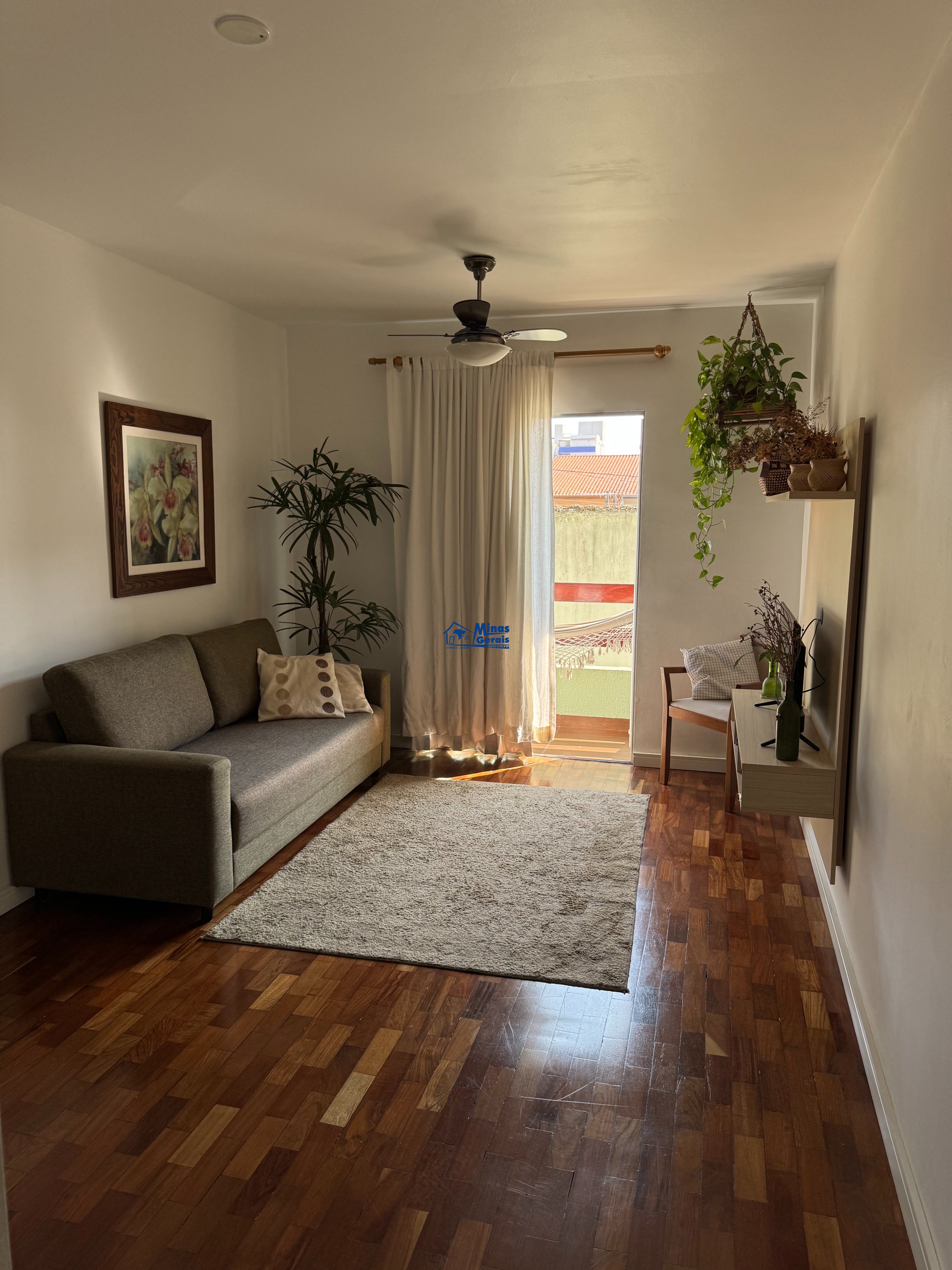 Apartamento à venda com 3 quartos, 75m² - Foto 3