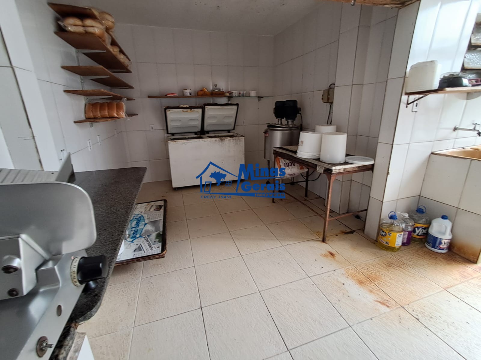 Casa à venda com 3 quartos, 262m² - Foto 7