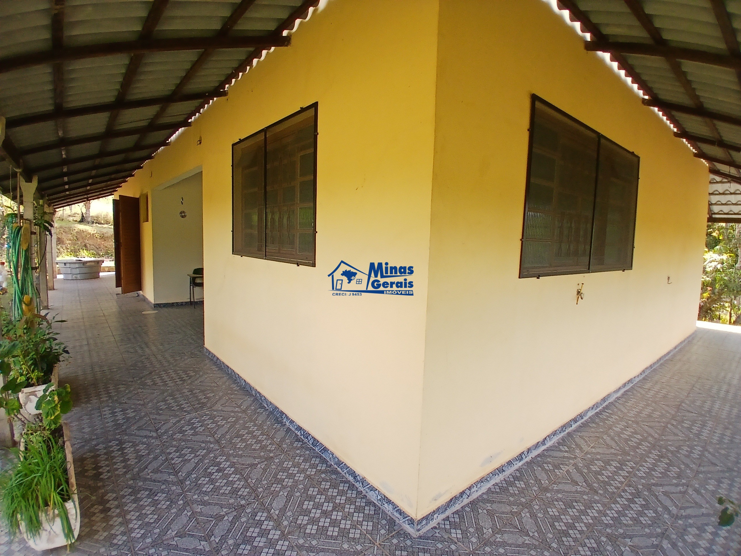 Sítio, 2 quartos, 9300 m² - Foto 2