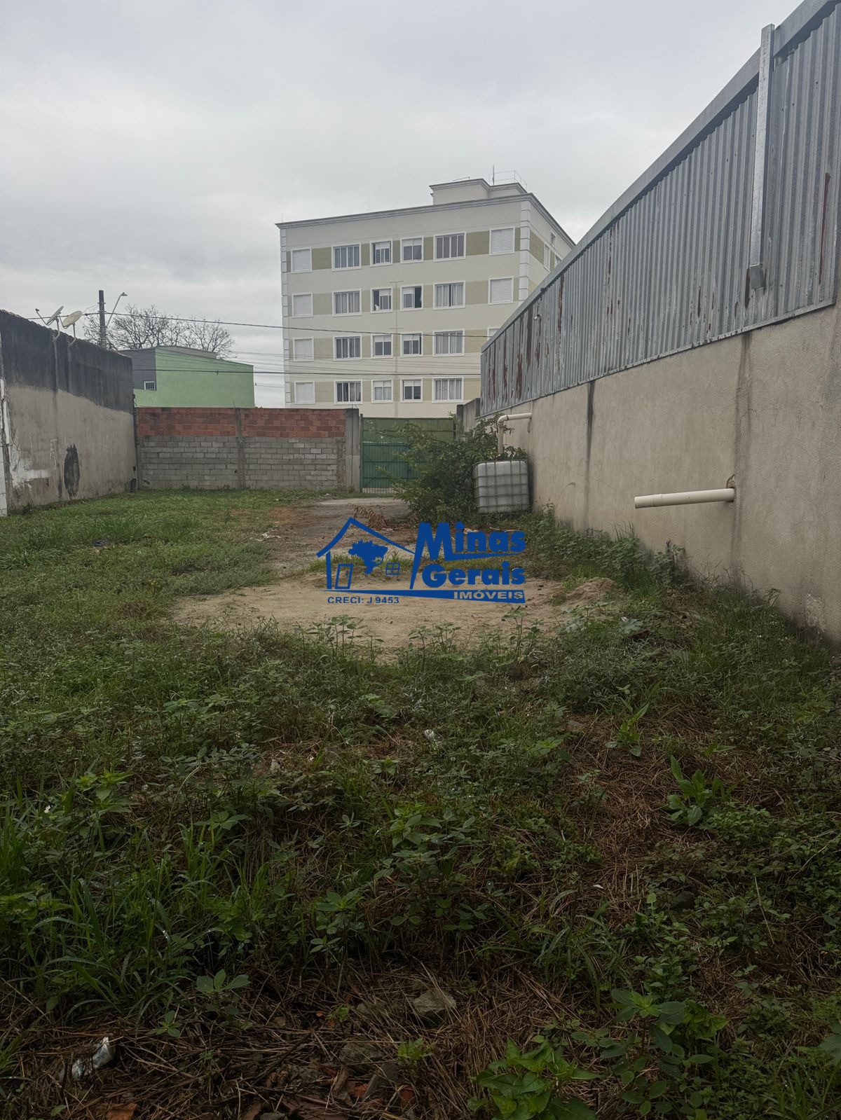 Terreno, 180 m² - Foto 1