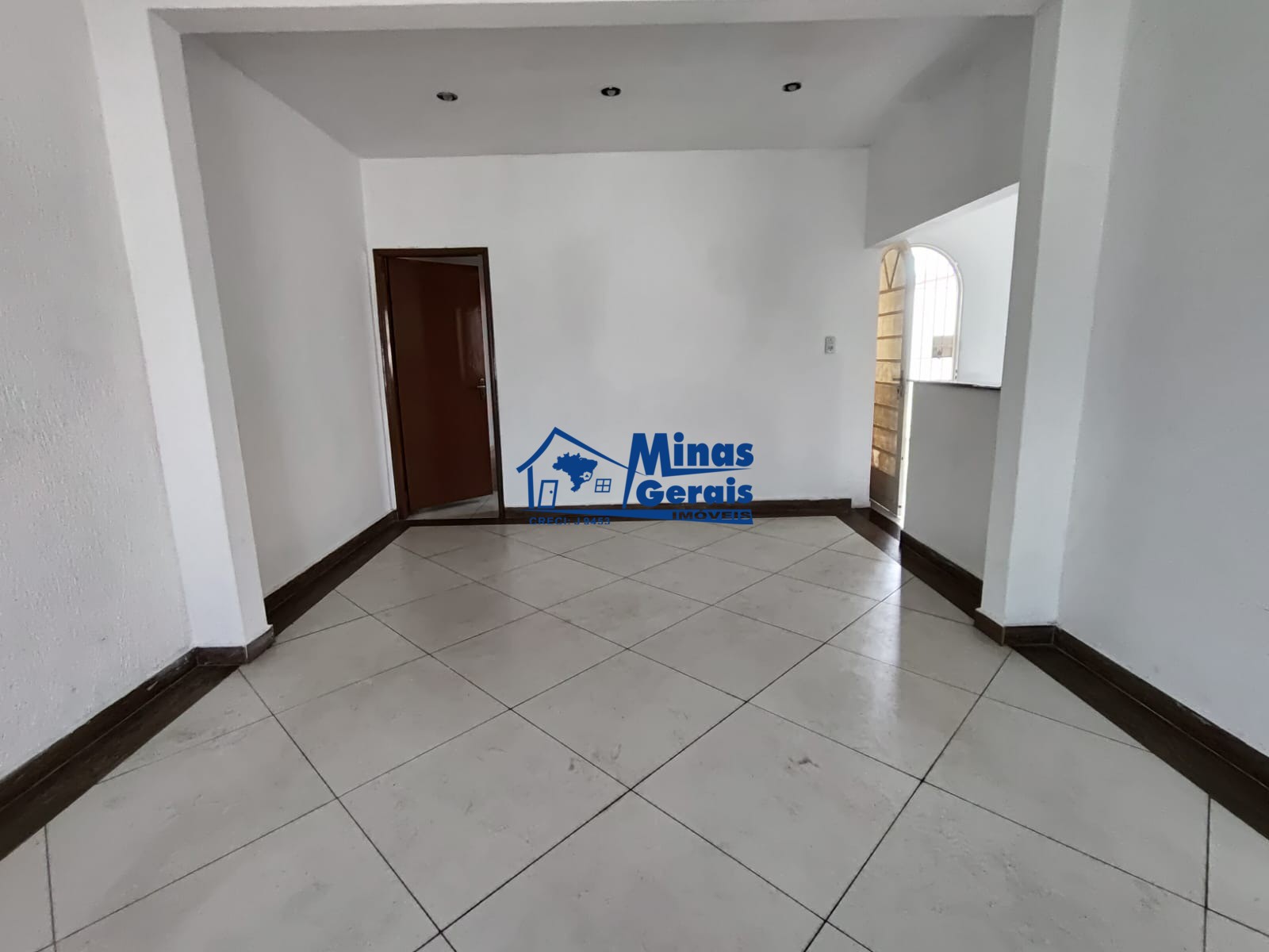 Casa à venda com 4 quartos, 199m² - Foto 9
