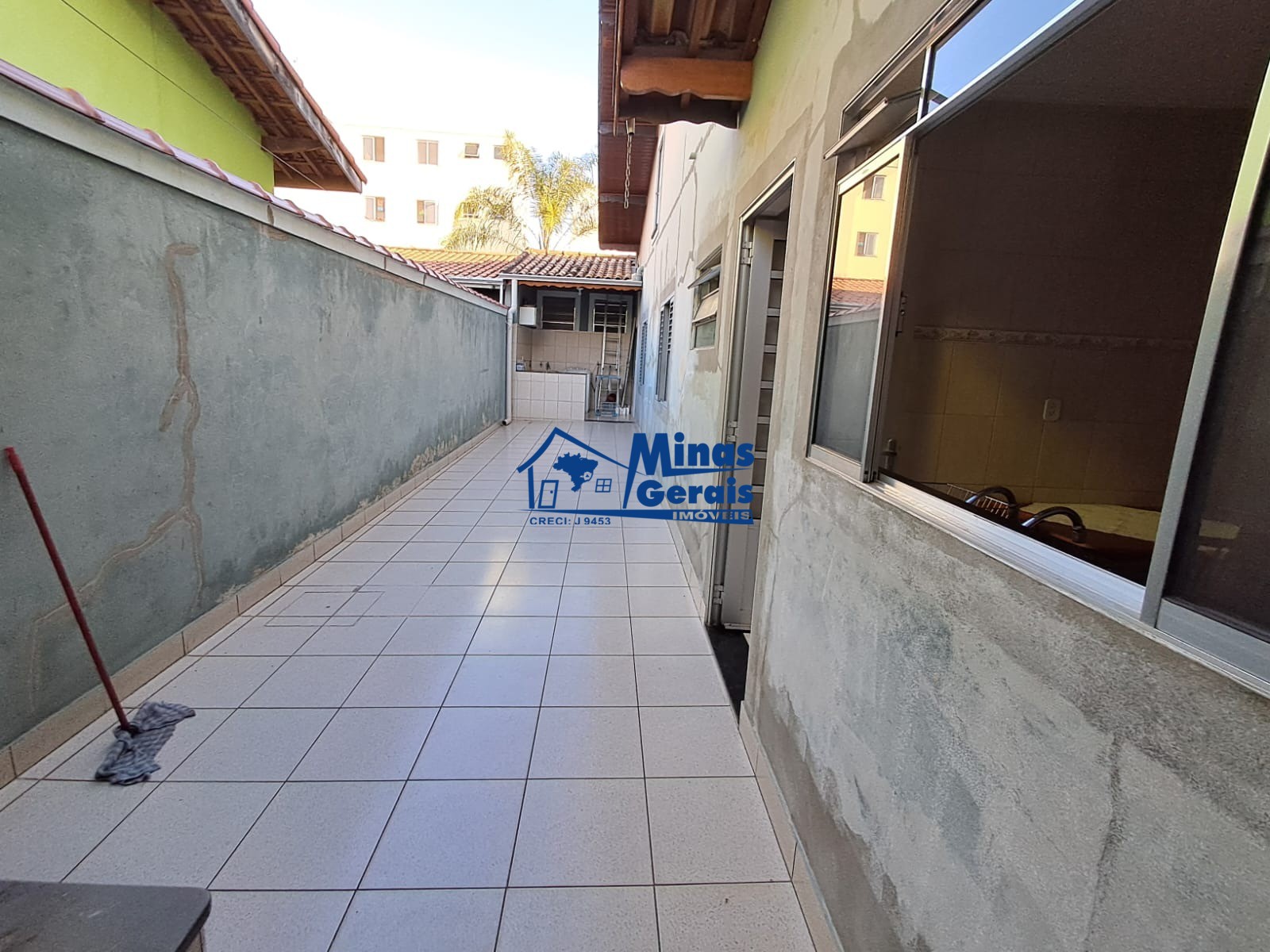 Casa à venda com 3 quartos, 146m² - Foto 11