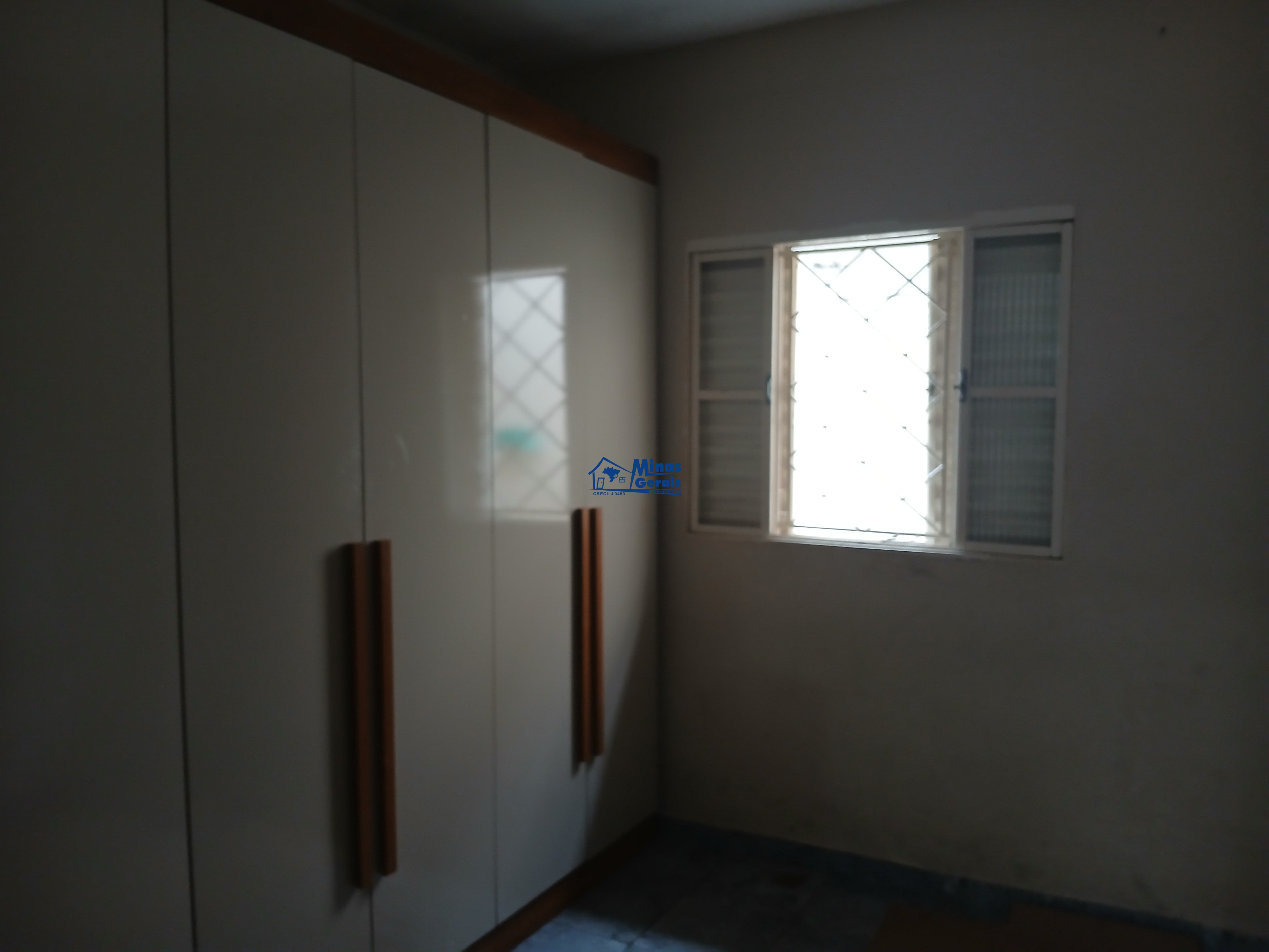 Casa à venda com 2 quartos, 140m² - Foto 7