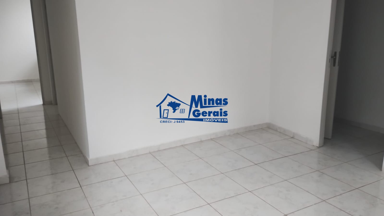 Casa para alugar com 2 quartos, 40m² - Foto 13