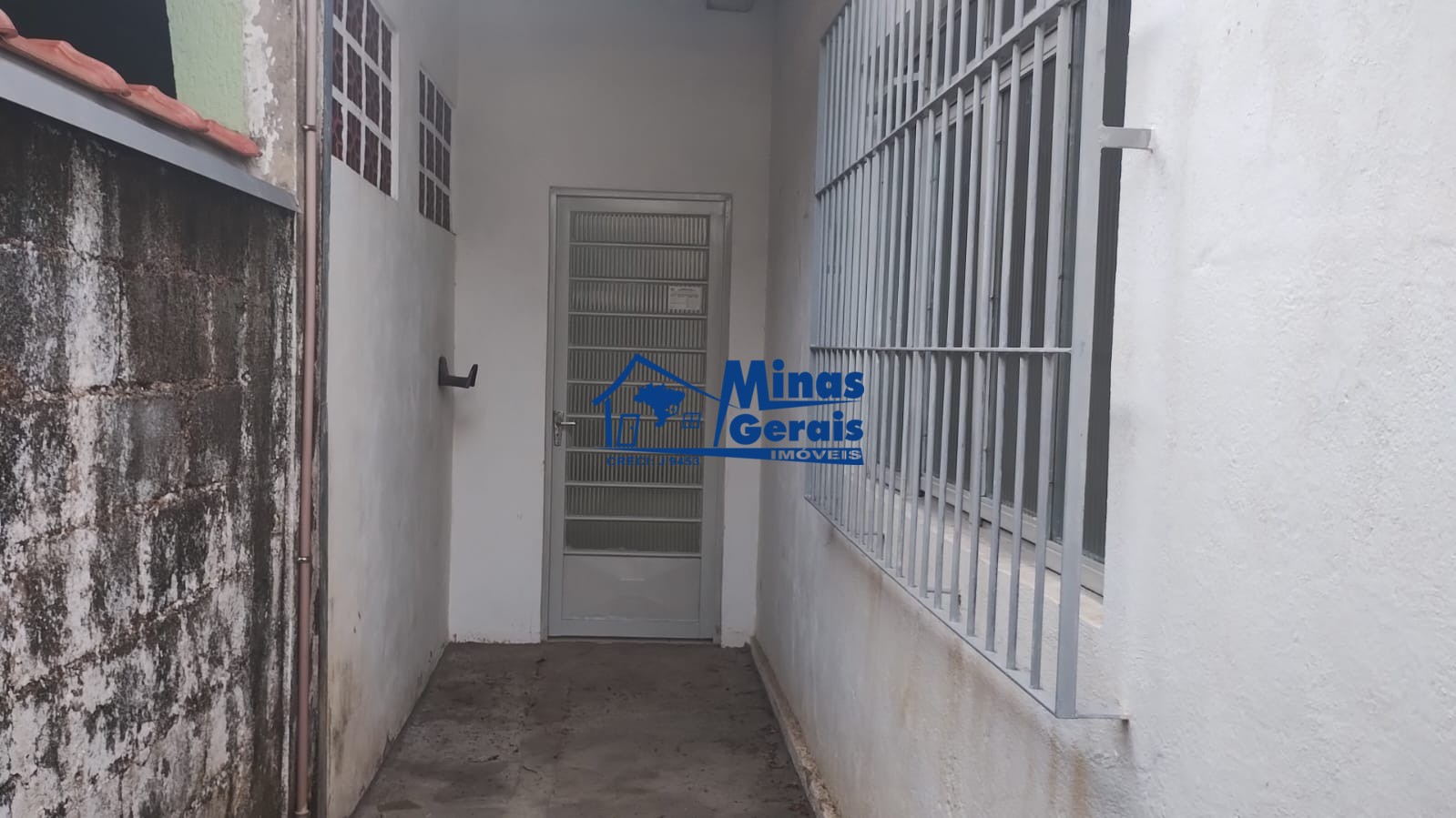 Casa para alugar com 2 quartos, 40m² - Foto 5