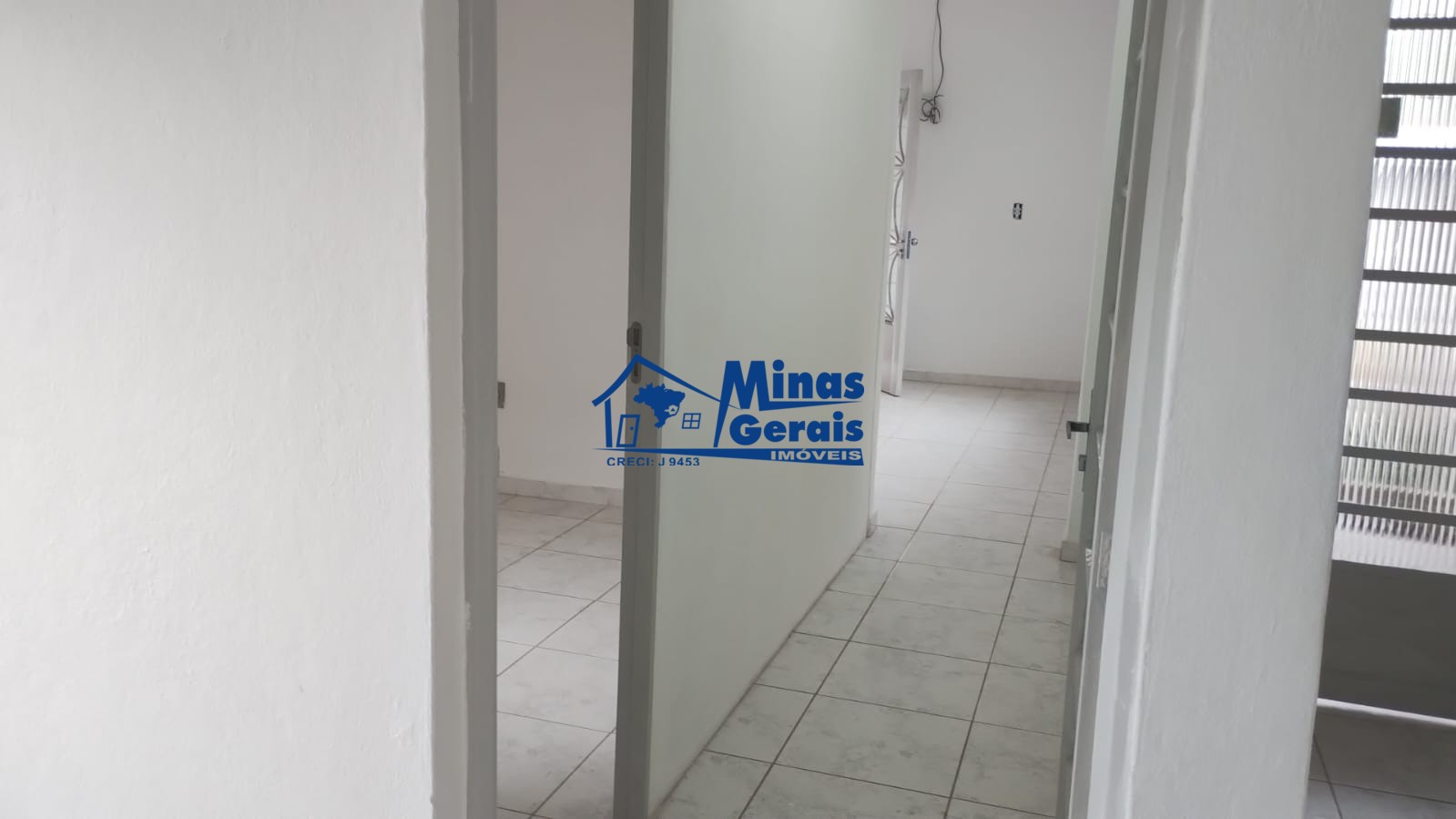 Casa para alugar com 2 quartos, 40m² - Foto 10