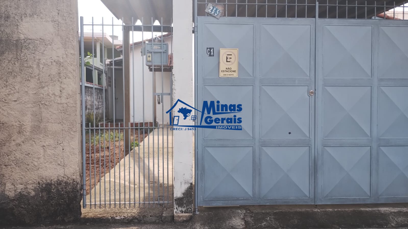 Casa para alugar com 2 quartos, 40m² - Foto 1