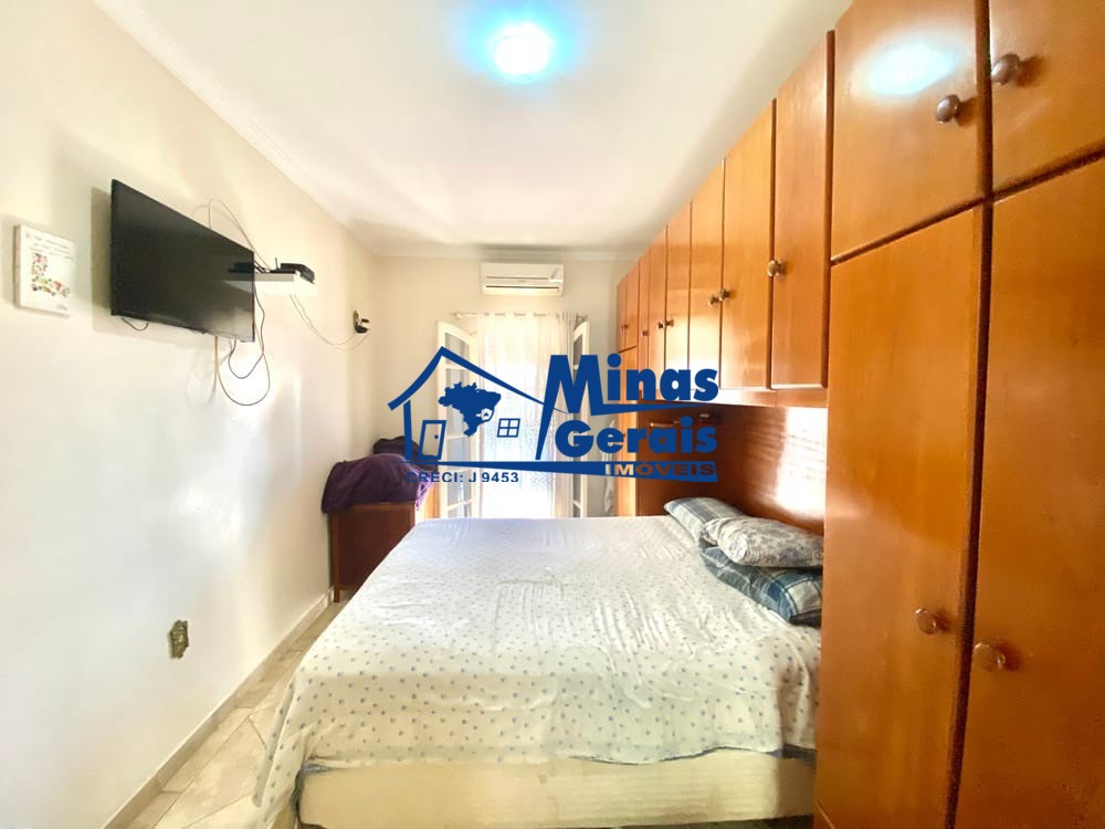 Casa, 4 quartos, 230 m² - Foto 16