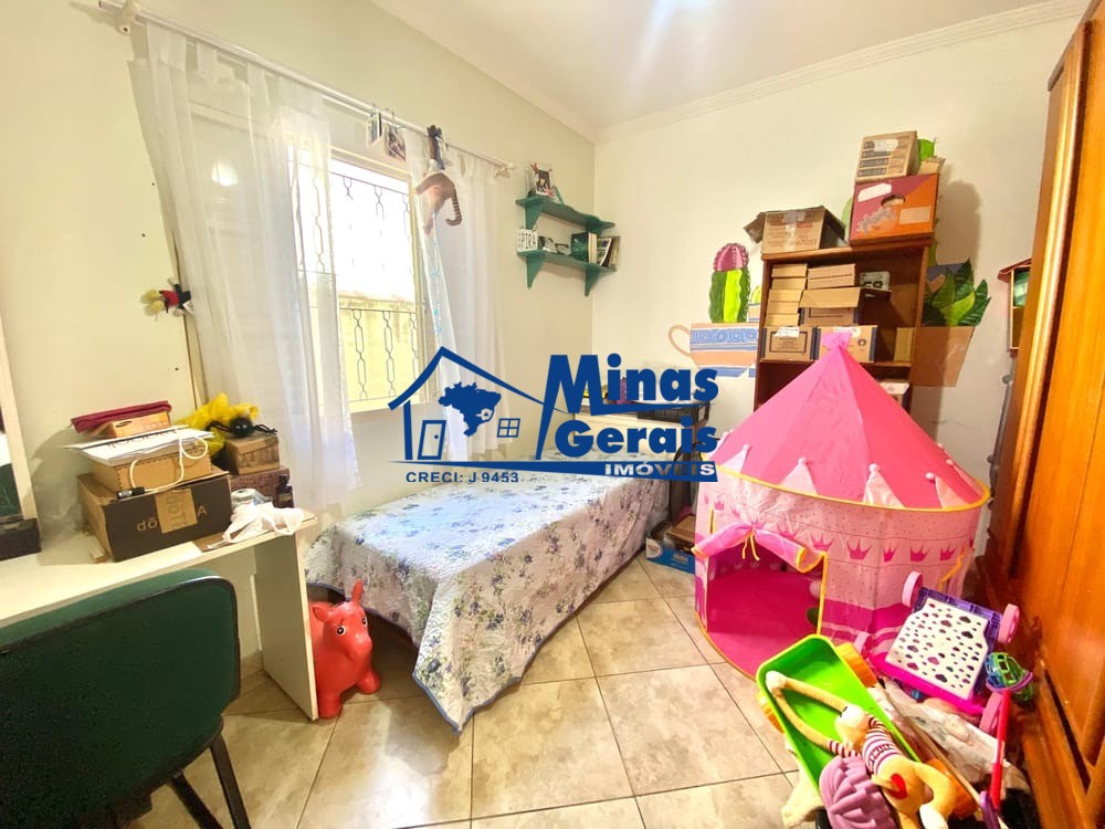 Casa, 4 quartos, 230 m² - Foto 13