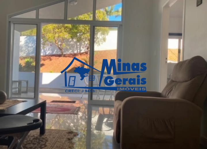 Chácara, 3 quartos, 1493 m² - Foto 2