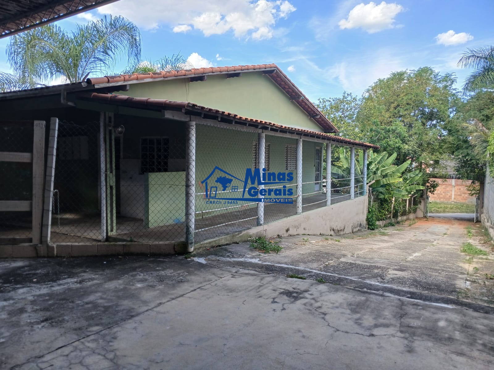 Chácara, 2 quartos, 1492 m² - Foto 2