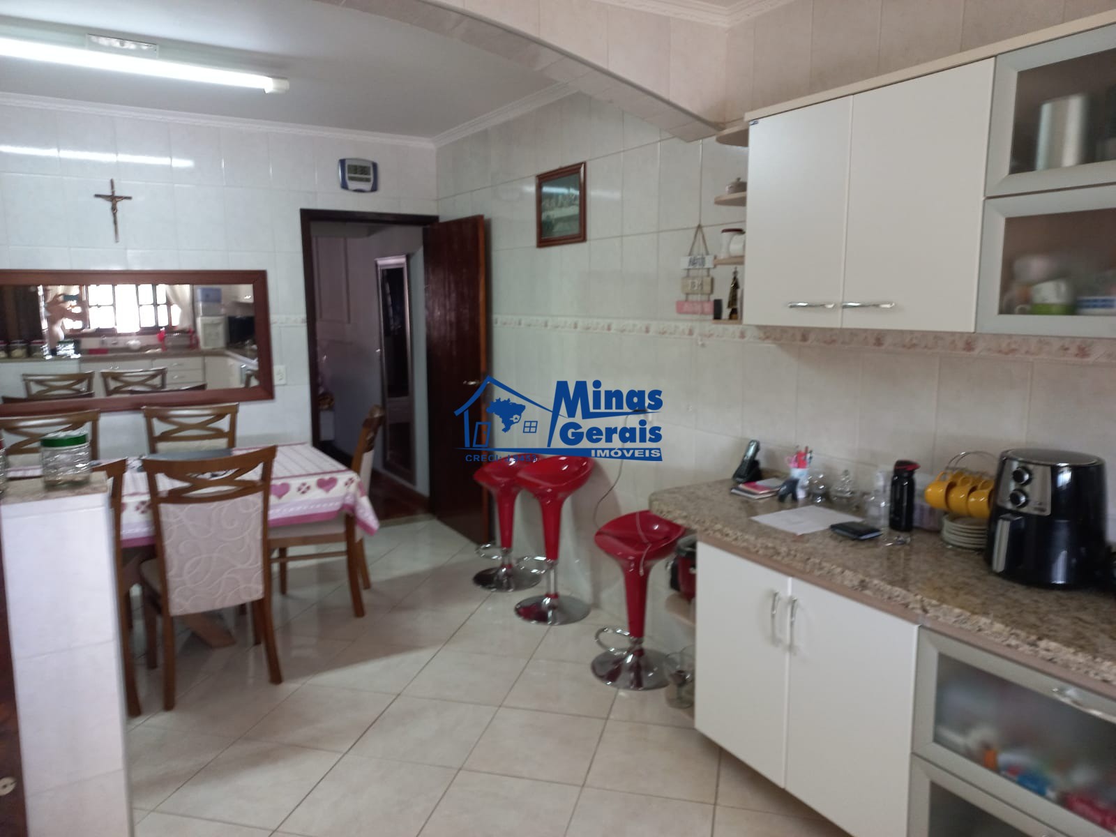 Casa, 3 quartos, 128 m² - Foto 2