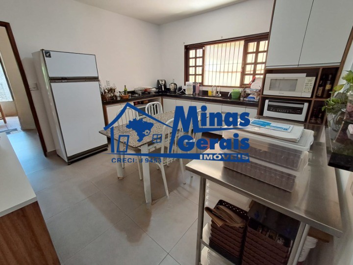 Casa, 3 quartos, 228 m² - Foto 6