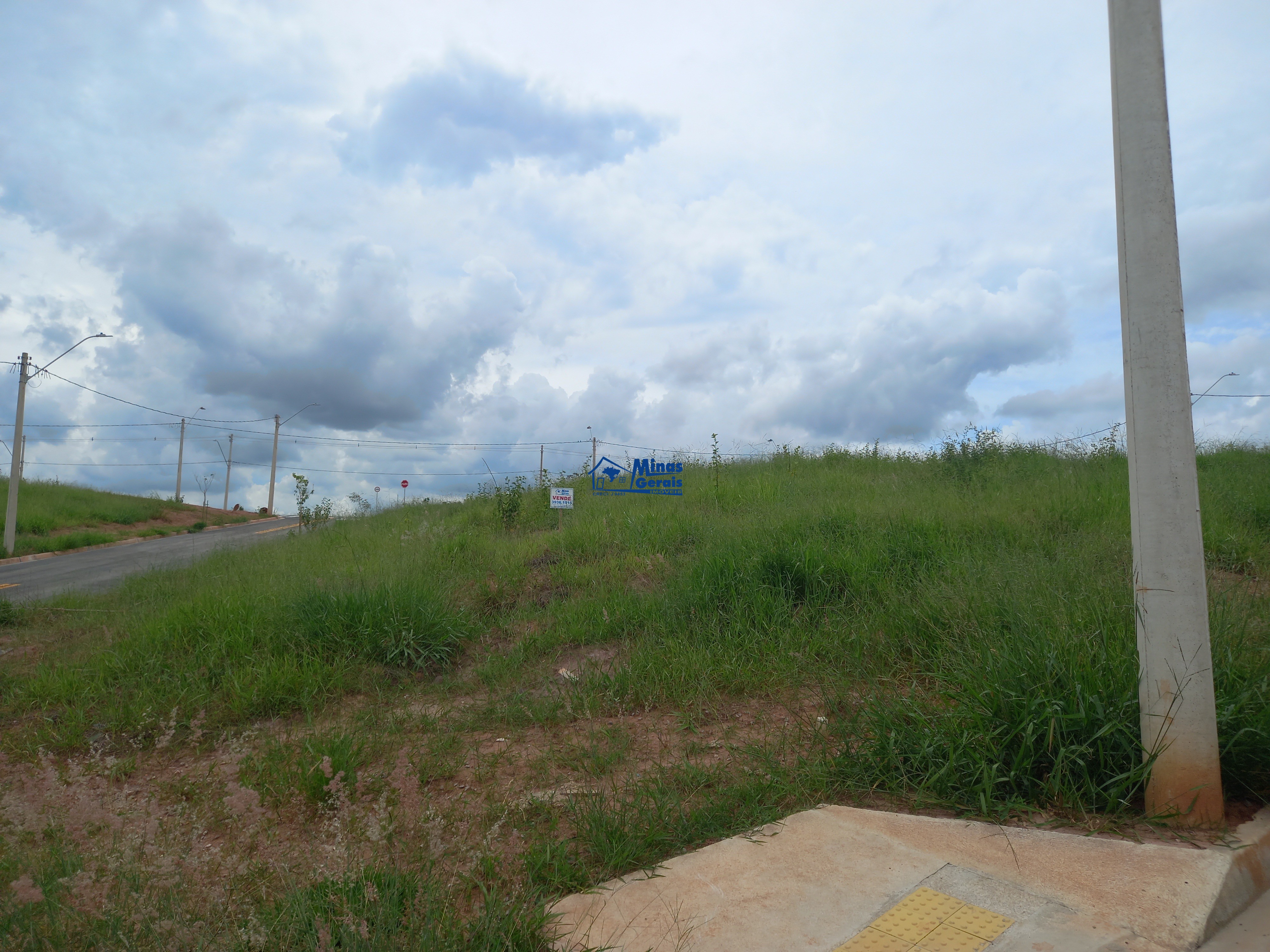 Terreno, 334 m² - Foto 1