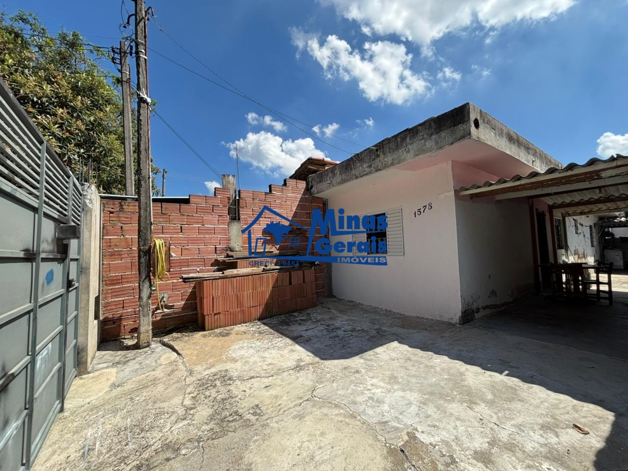 Casa, 2 quartos, 70 m² - Foto 1