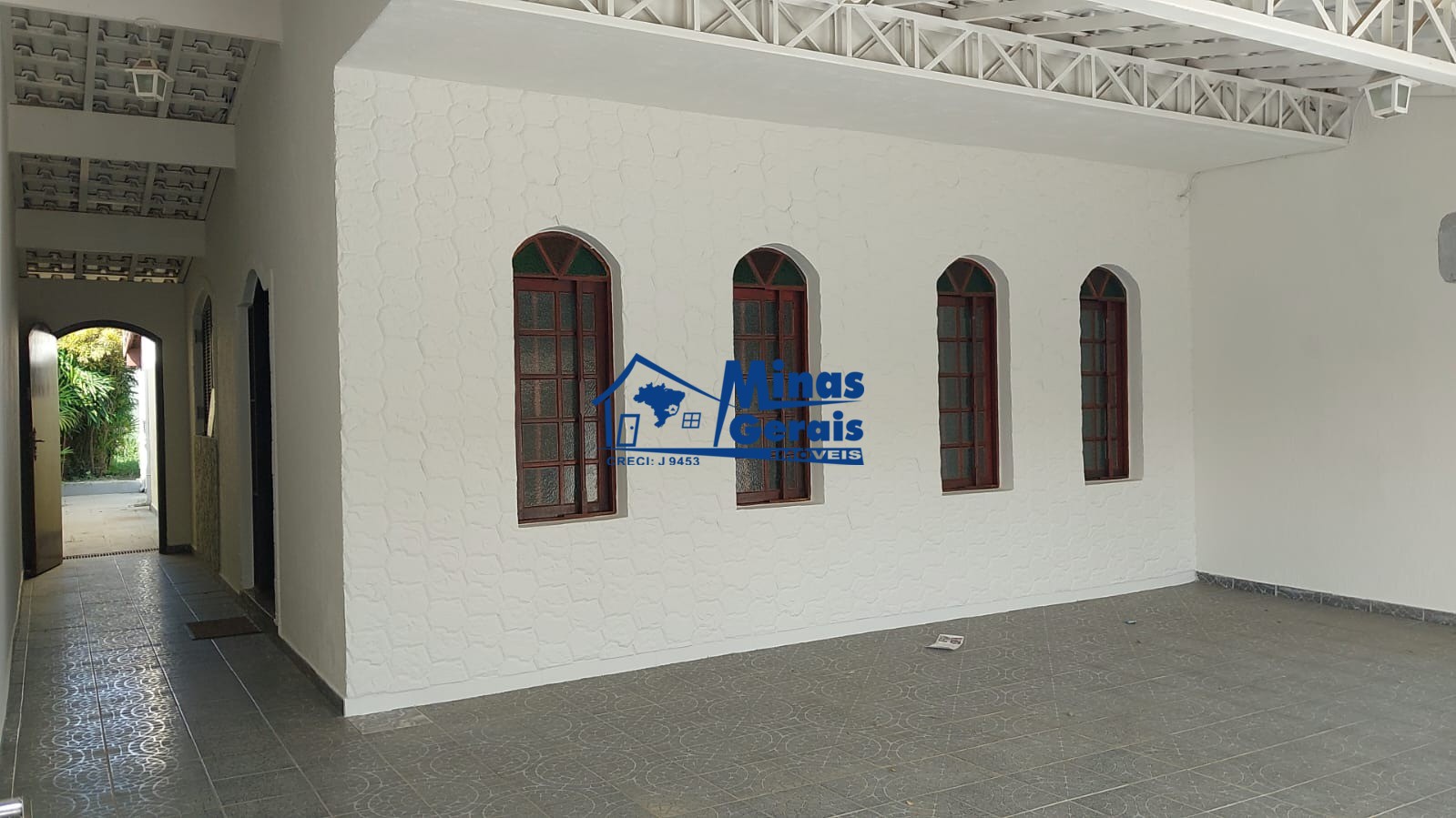 Casa, 4 quartos, 222 m² - Foto 1