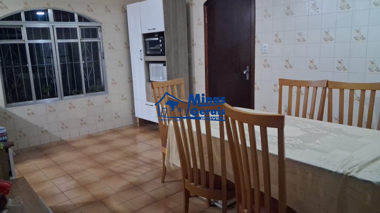 Casa, 3 quartos, 224 m² - Foto 2