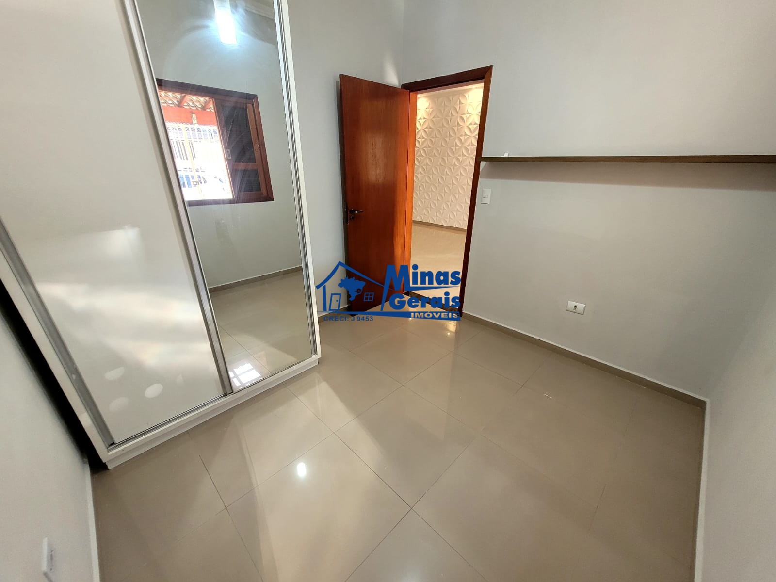 Casa, 3 quartos, 98 m² - Foto 2