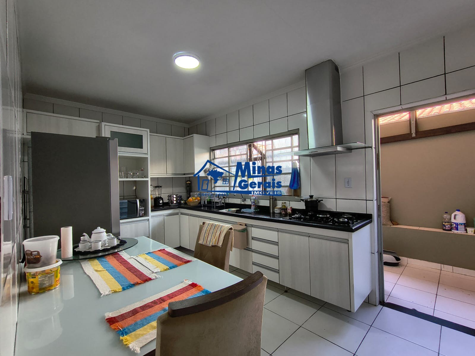 Casa, 4 quartos, 158 m² - Foto 2
