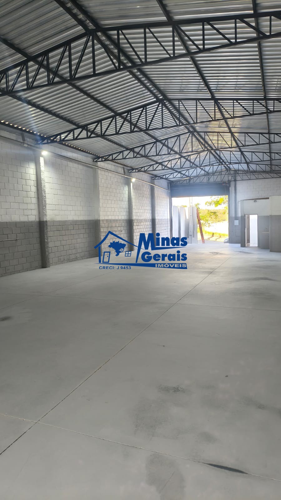 Depósito-Galpão, 280 m² - Foto 2